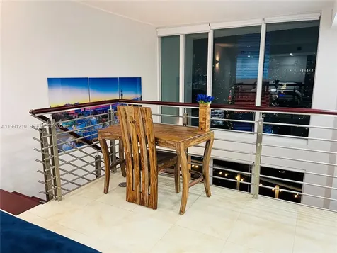 41 SE 5th Street Miami FL 33131