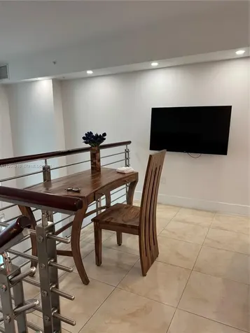 41 SE 5th Street Miami FL 33131