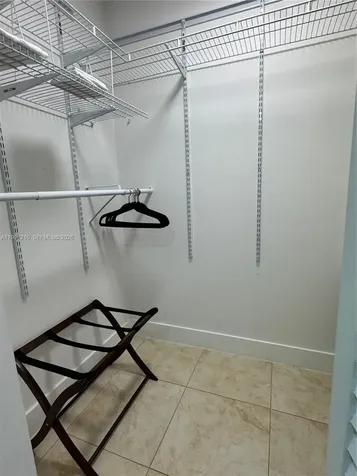 41 SE 5th Street Miami FL 33131