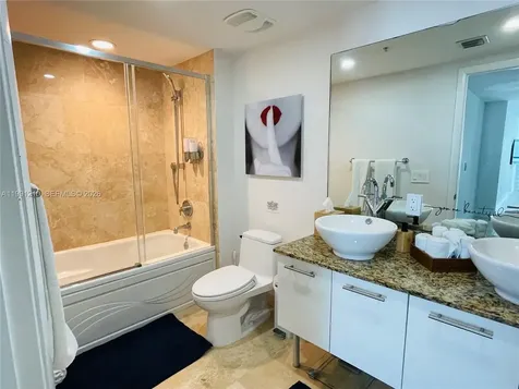 41 SE 5th Street Miami FL 33131