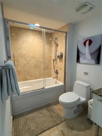 41 SE 5th Street Miami FL 33131