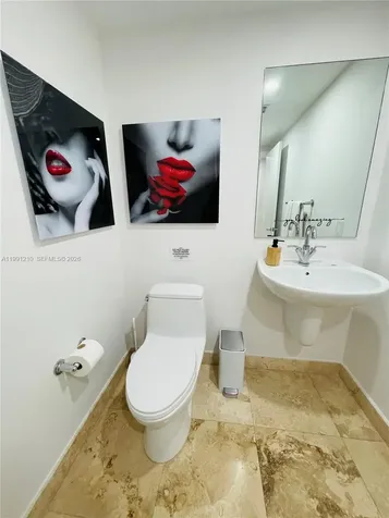 41 SE 5th Street Miami FL 33131