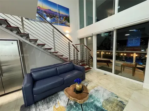 41 SE 5th Street Miami FL 33131
