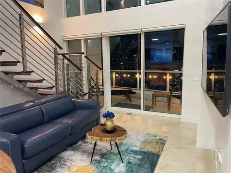 41 SE 5th Street Miami FL 33131