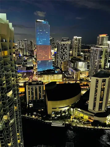 41 SE 5th Street Miami FL 33131