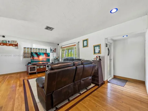 1866 NW 8th Terrace Homestead FL 33030