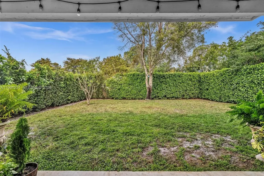 1718 NW 97th Avenue Coral Springs FL 33071