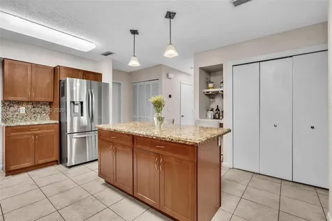 1718 NW 97th Avenue Coral Springs FL 33071