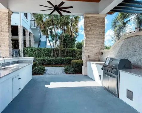 8800 NW 98th Court Doral FL 33178