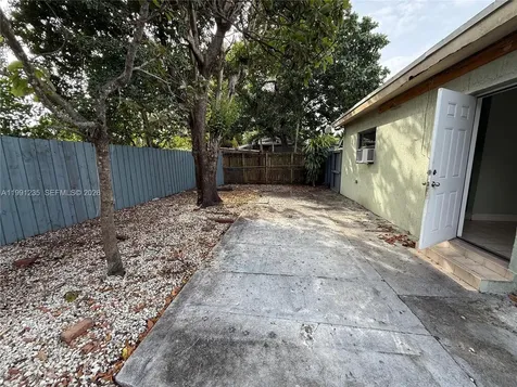 20001 NW 43rd Place Miami Gardens FL 33055