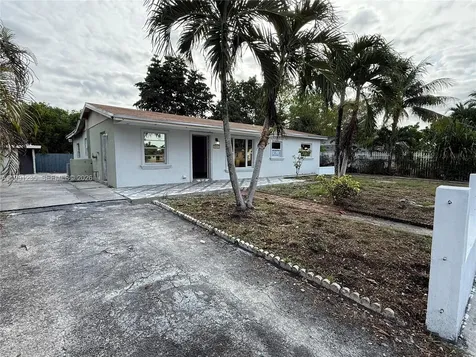 20001 NW 43rd Place Miami Gardens FL 33055