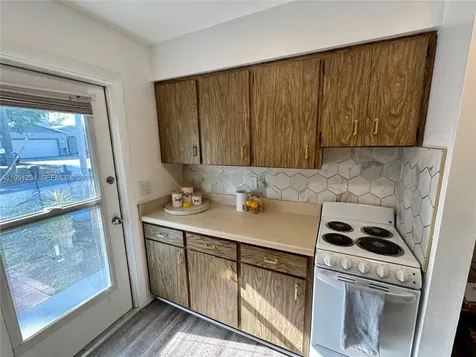 5100 Rilma Avenue Sarasota FL 34234