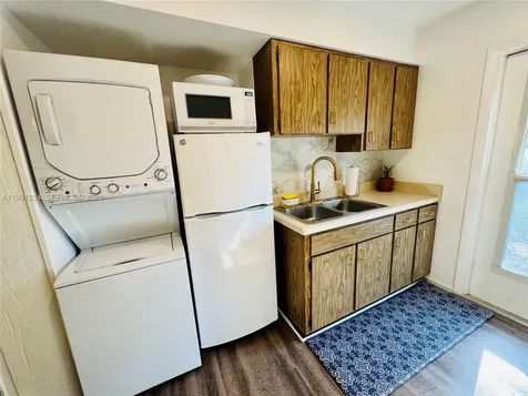 5100 Rilma Avenue Sarasota FL 34234