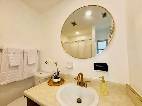 5100 Rilma Avenue Sarasota FL 34234