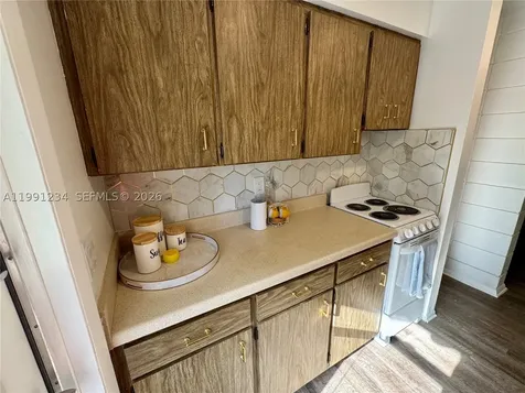 5100 Rilma Avenue Sarasota FL 34234