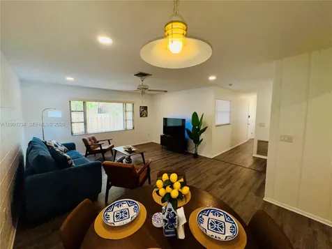 5100 Rilma Avenue Sarasota FL 34234