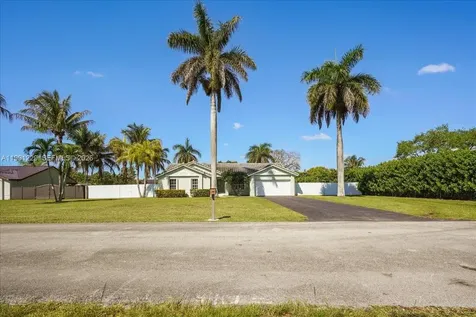 1650 NW 14th Terrace Homestead FL 33030