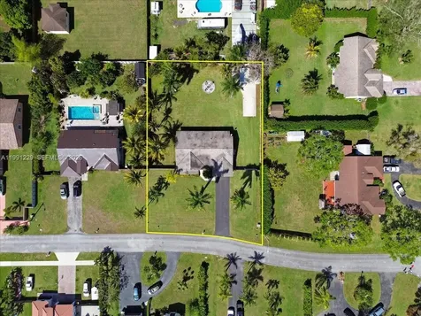 1650 NW 14th Terrace Homestead FL 33030