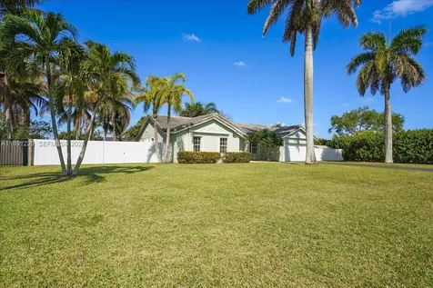 1650 NW 14th Terrace Homestead FL 33030