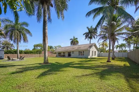 1650 NW 14th Terrace Homestead FL 33030
