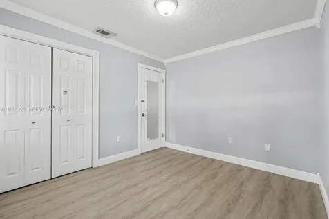 6854 NW 173rd Drive Hialeah FL 33015