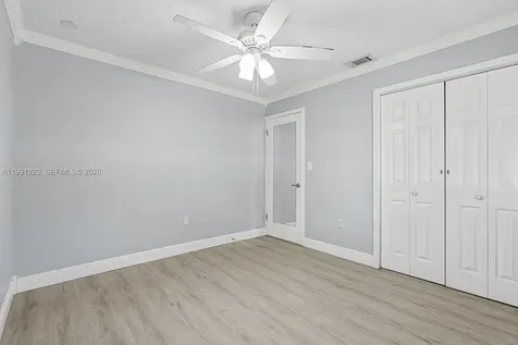 6854 NW 173rd Drive Hialeah FL 33015