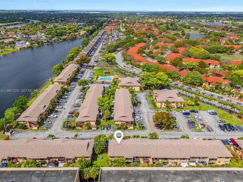 6854 NW 173rd Drive Hialeah FL 33015