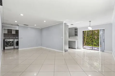 6854 NW 173rd Drive Hialeah FL 33015