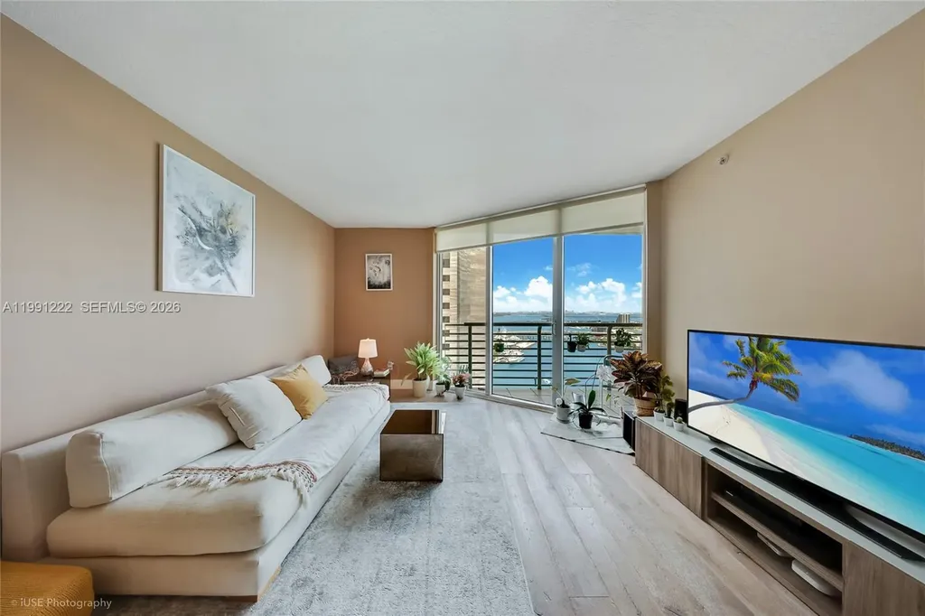 335 S Biscayne Boulevard Miami FL 33131
