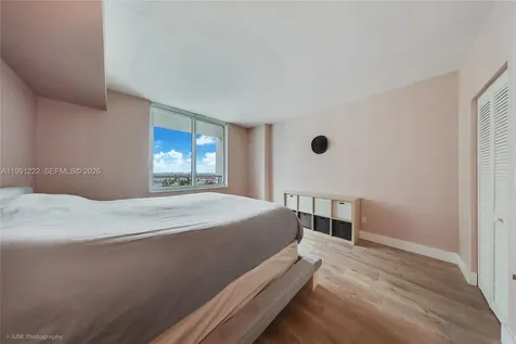 335 S Biscayne Boulevard Miami FL 33131