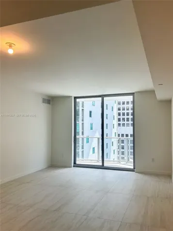 77 SE 5th Miami FL 33131