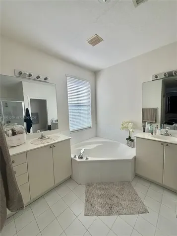15391 SW 17th Terrace Miami FL 33185