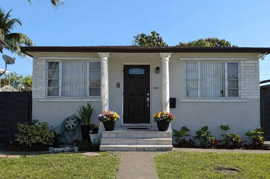 648 E 40th Street Hialeah FL 33013