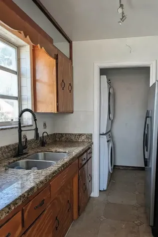648 E 40th Street Hialeah FL 33013