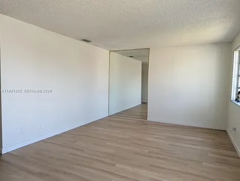 648 E 40th Street Hialeah FL 33013