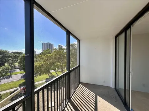 3301 N Country Club Drive Aventura FL 33180