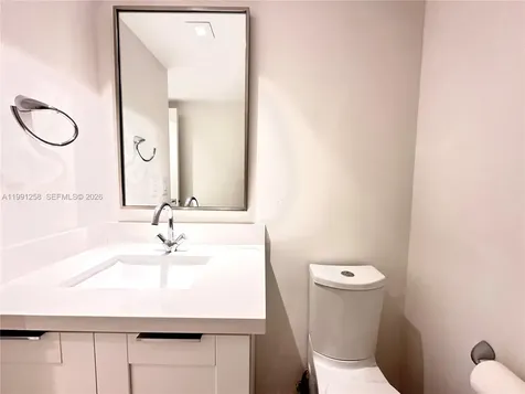 3301 N Country Club Drive Aventura FL 33180