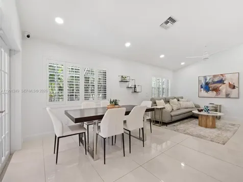 413 Cameron Drive Weston FL 33326