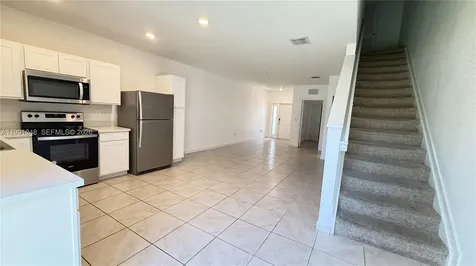 322 NE 1st Drive Florida City FL 33034
