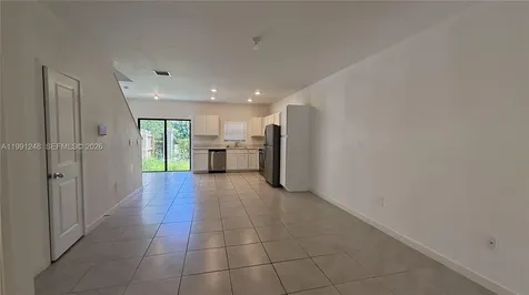 322 NE 1st Drive Florida City FL 33034