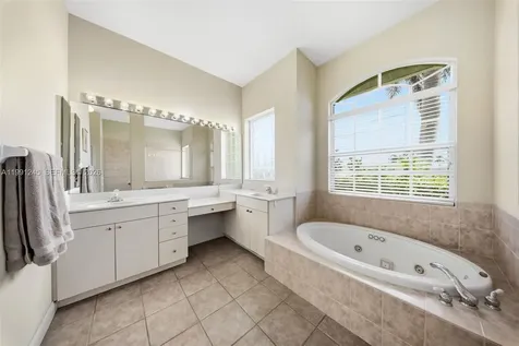 Cape Coral FL 33904
