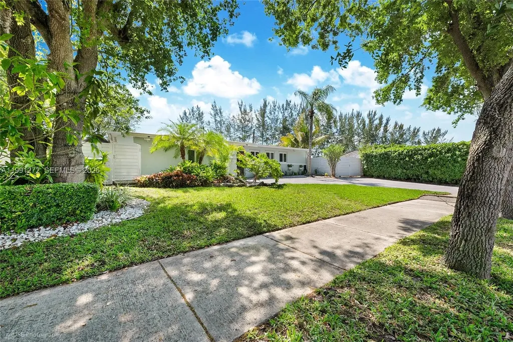 8535 SW 97th Road Miami FL 33173