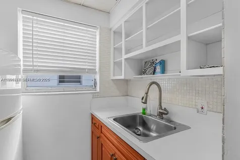 200 76th Street Miami Beach FL 33141