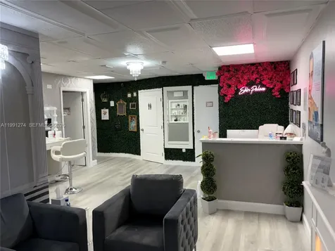 3900 Broadway Fort Myers FL 33901