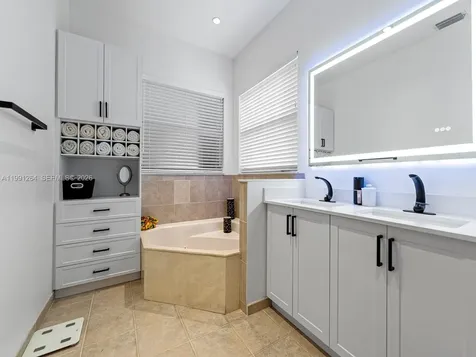 2021 SE 17th Avenue Homestead FL 33035