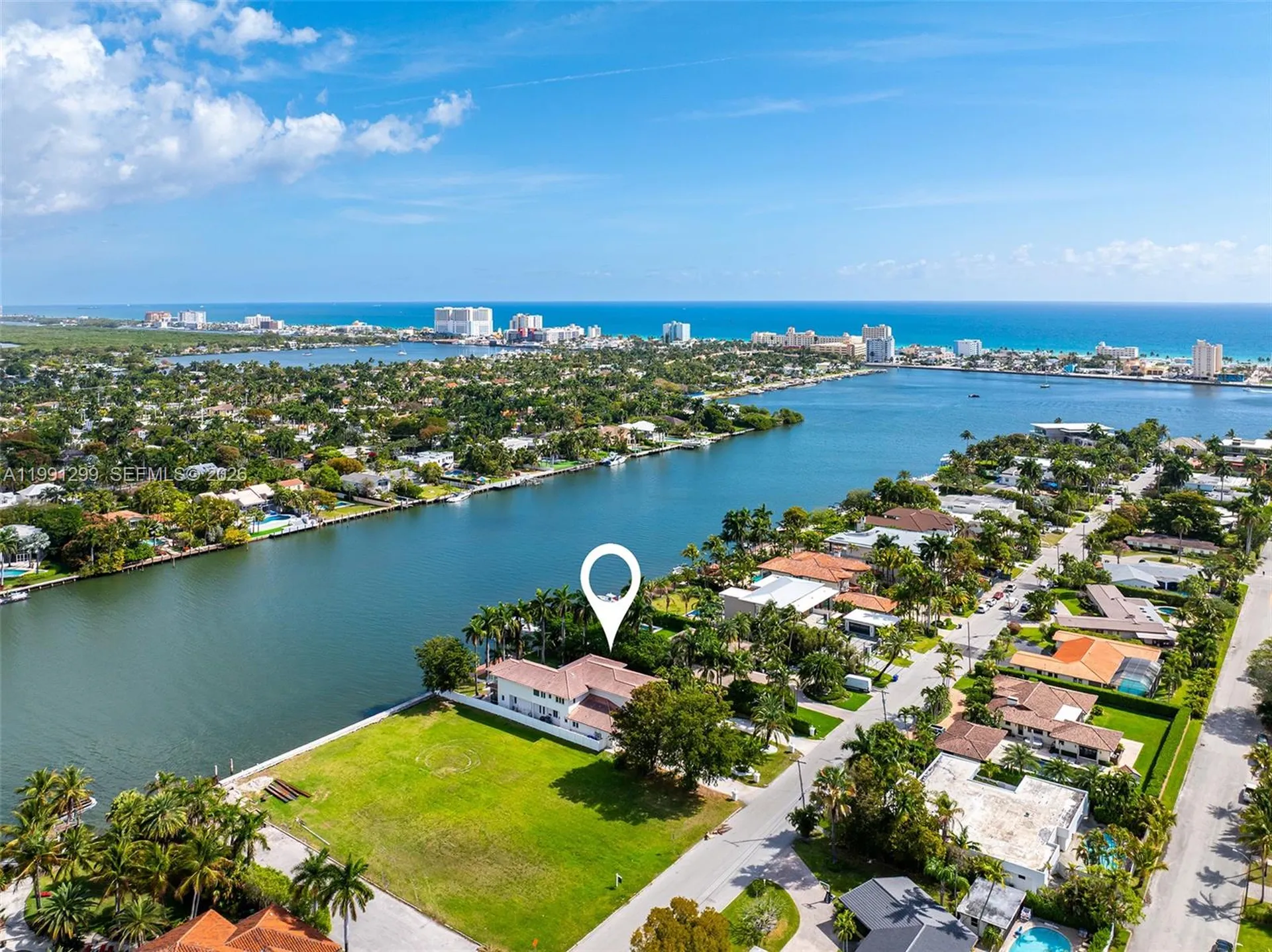 1047 S Southlake Drive Hollywood FL 33019