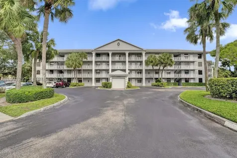 1502 Whitehall Drive Davie FL 33324