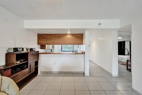 1502 Whitehall Drive Davie FL 33324