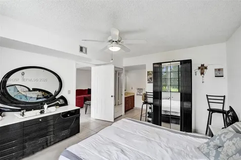 1502 Whitehall Drive Davie FL 33324