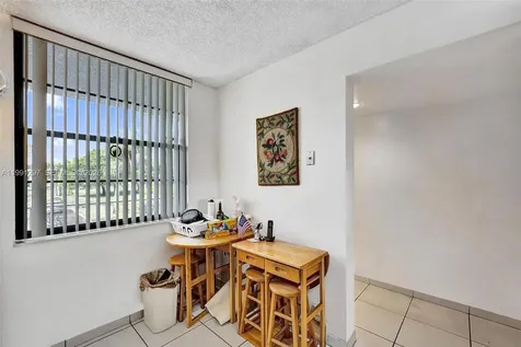 1502 Whitehall Drive Davie FL 33324